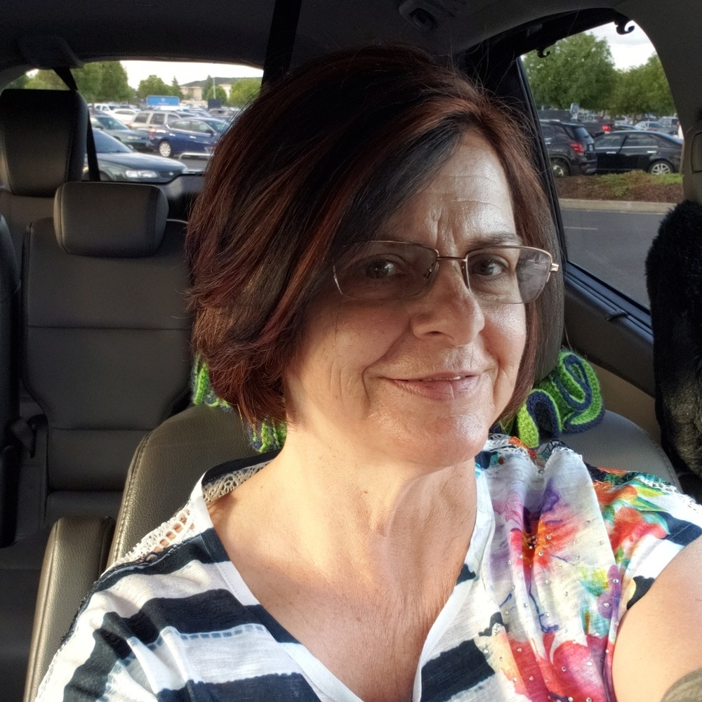 Meet your Posher, Brenda
